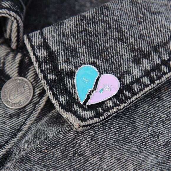 Jewelry - Broken Hearts Enamel Pin Set
